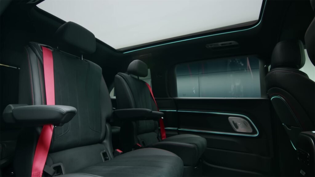 Overview 2027 Mercedes Benz VLE (5)