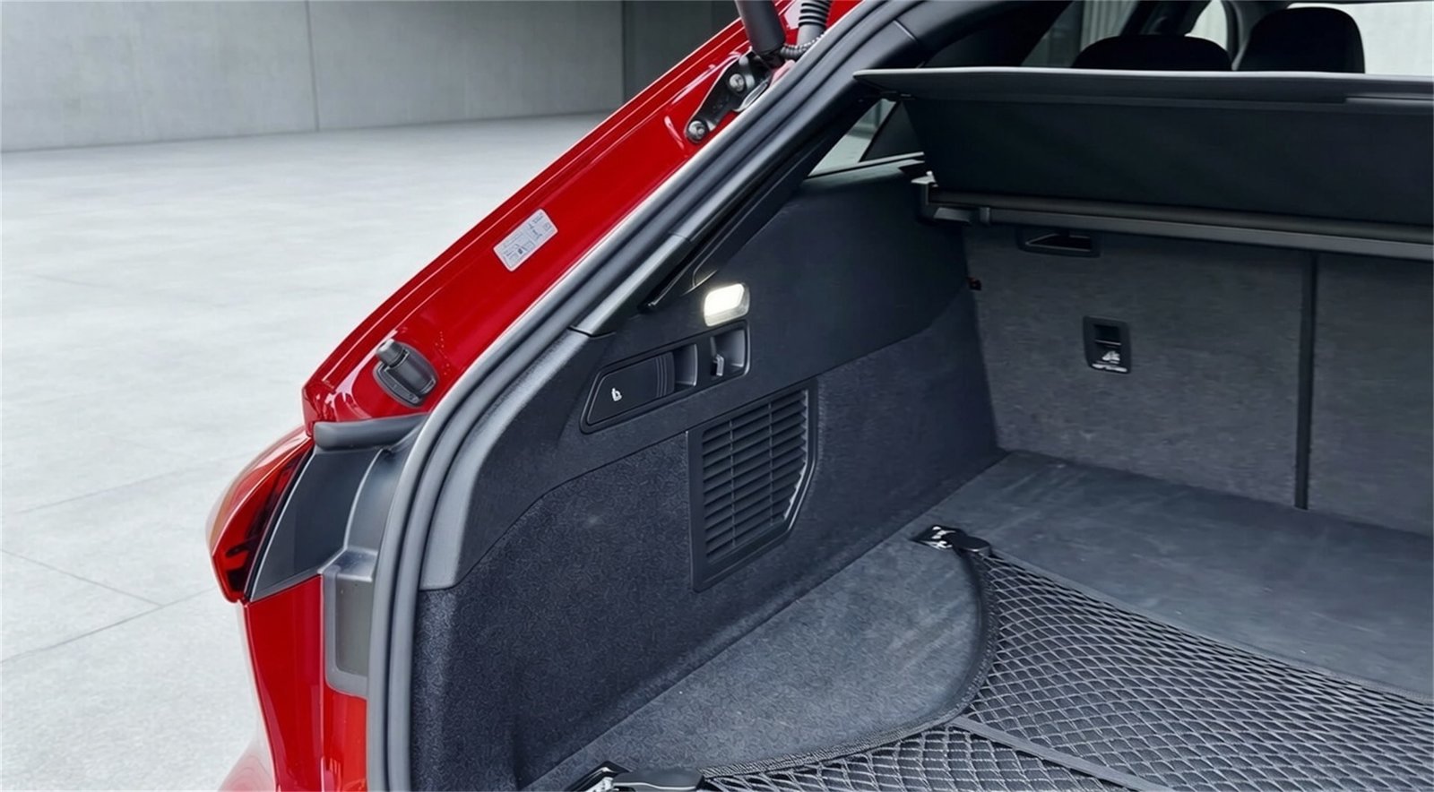Rear Space 2027 Audi RS5 Avant (2)