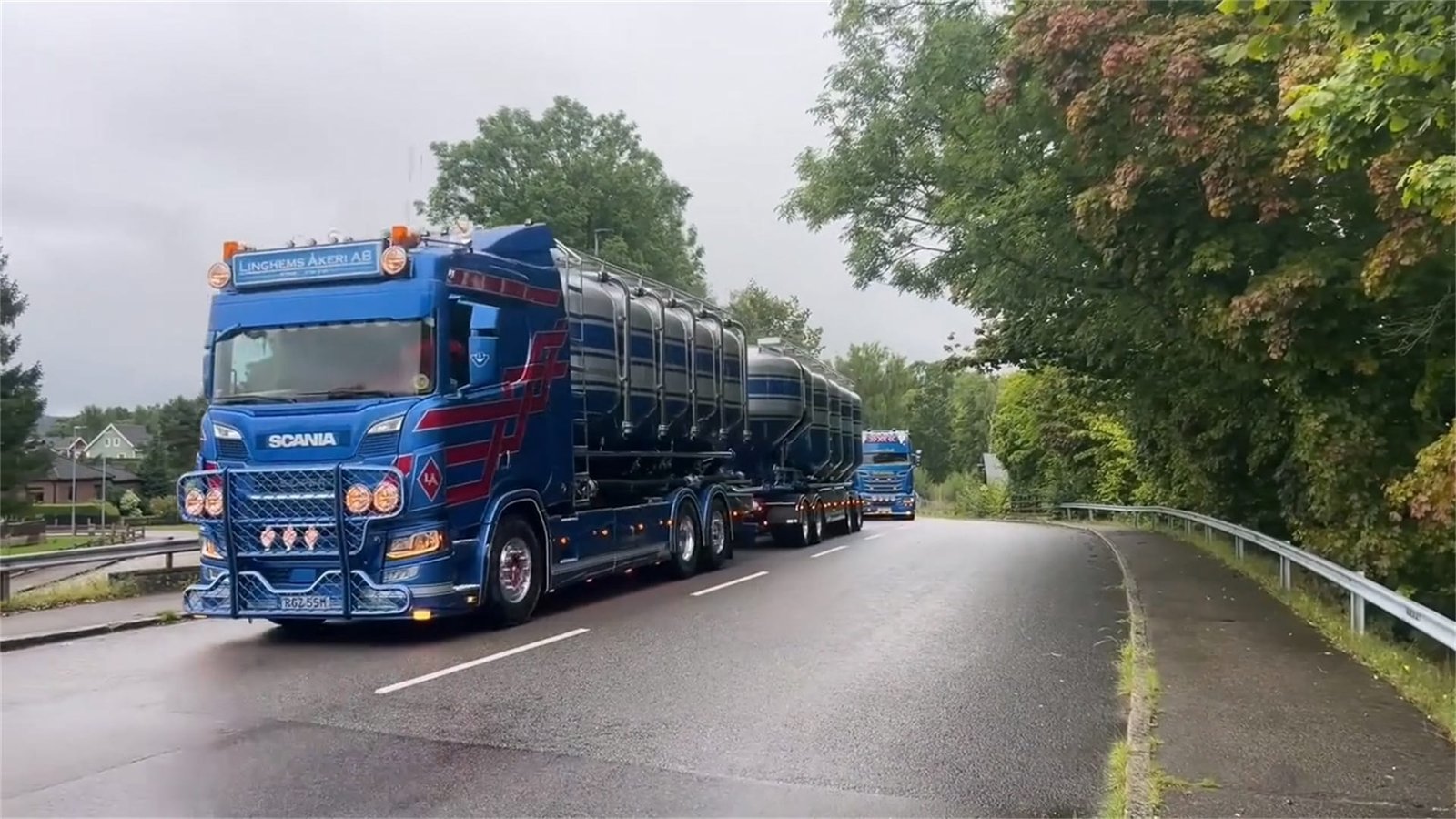 Scania (2)