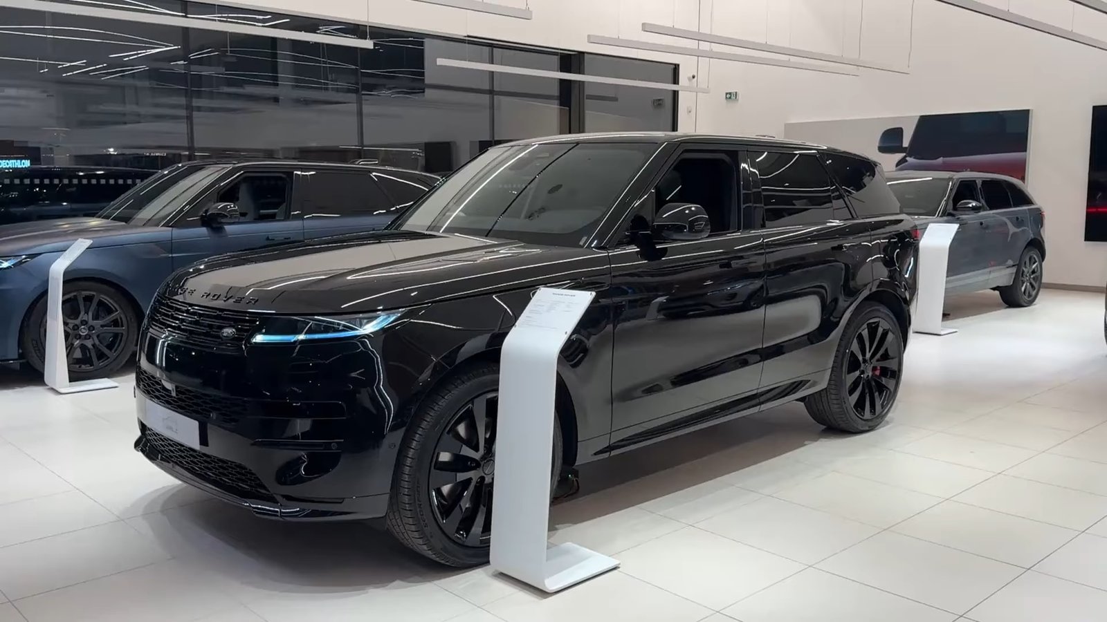 Top 12 2026 Land Rover Range Rover Sport
