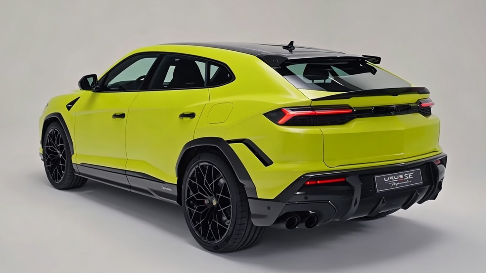 Rear Lamborghini Urus SE Performante 2027