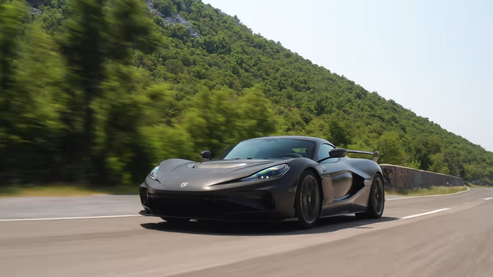 Top 2 Rimac Nevera R